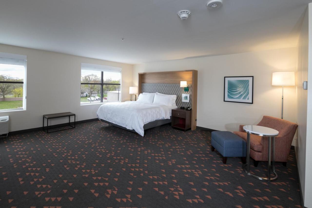 Holiday Inn & Suites Detroit - Troy By Ihg Eksteriør bilde