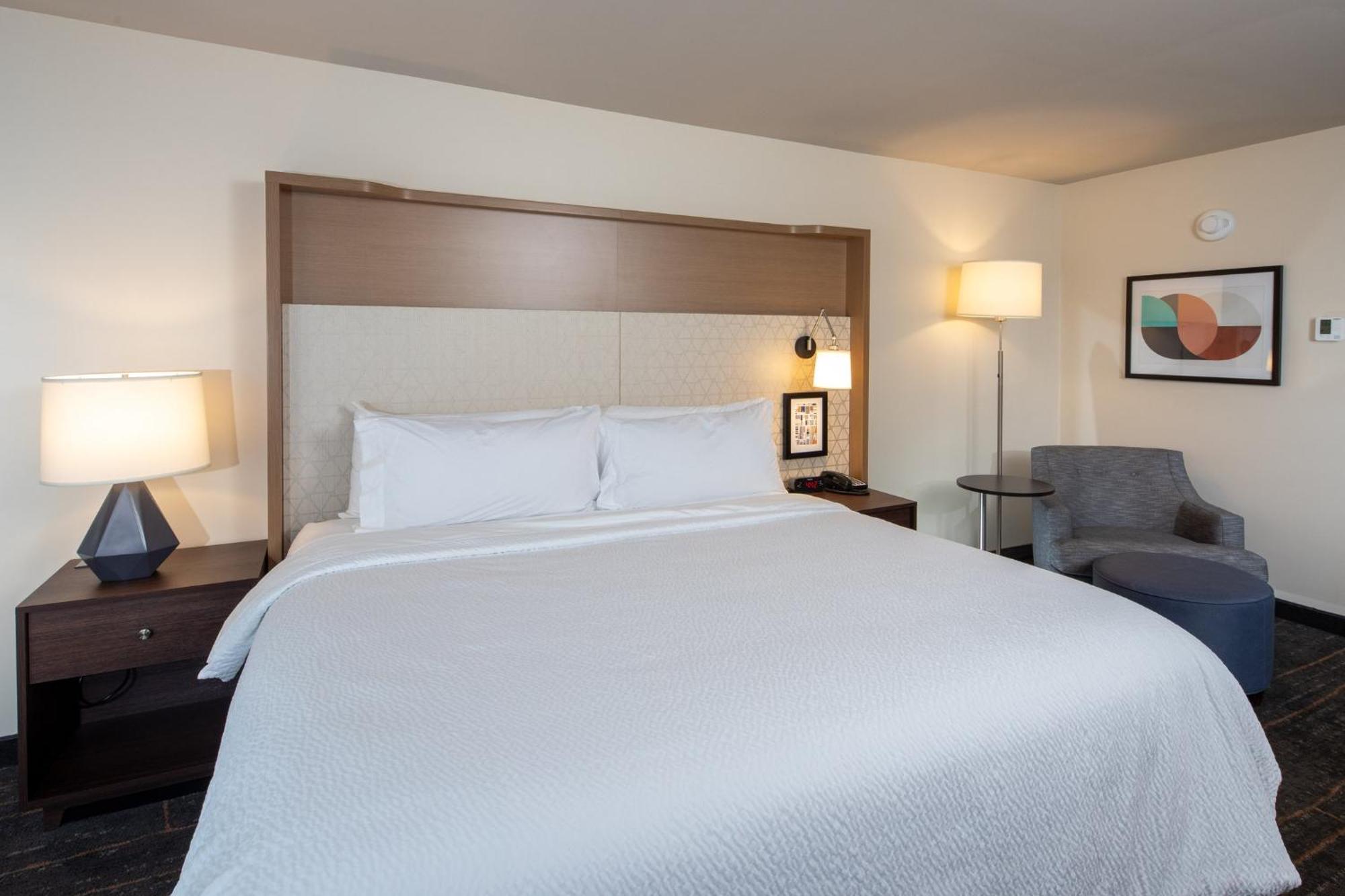 Holiday Inn & Suites Detroit - Troy By Ihg Eksteriør bilde