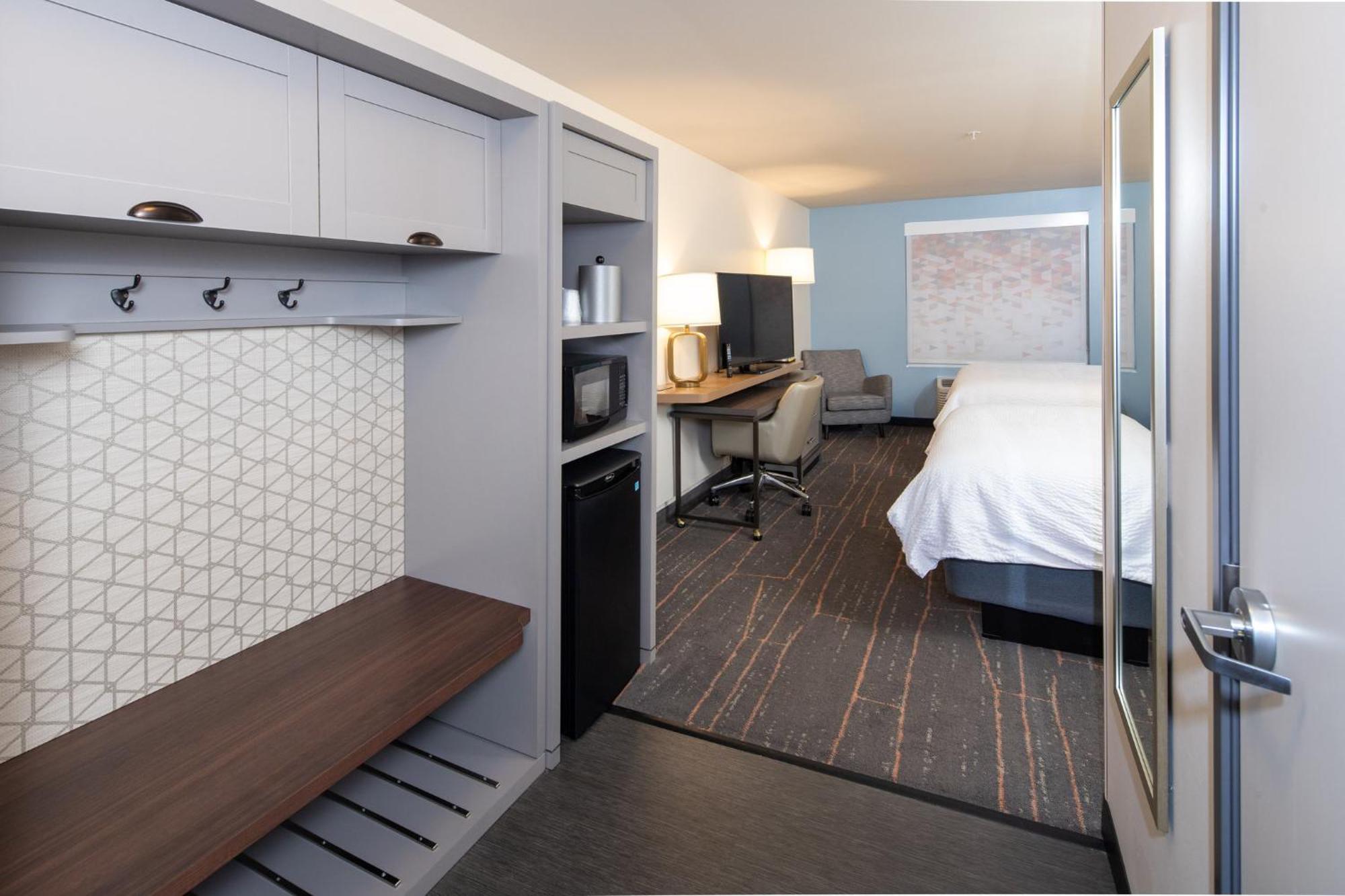Holiday Inn & Suites Detroit - Troy By Ihg Eksteriør bilde